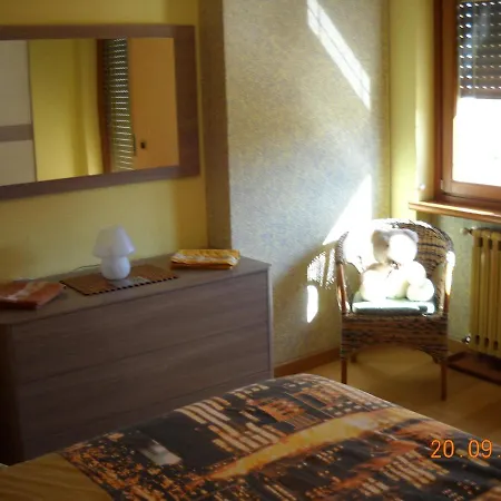 L'isola Delle Rose ベッド・アンド・ブレックファスト Sovramonte