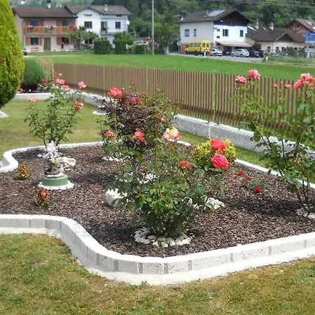 L'isola Delle Rose * Sovramonte