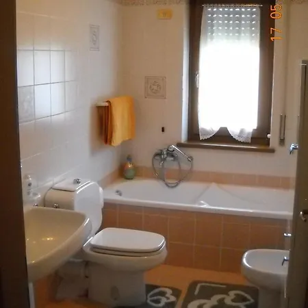 L'isola Delle Rose Oda ve Kahvaltı