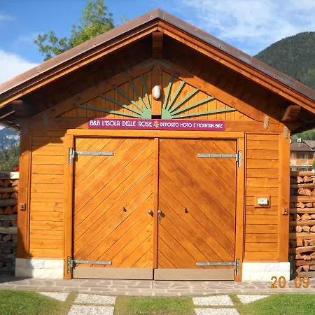 L'isola Delle Rose Oda ve Kahvaltı Sovramonte