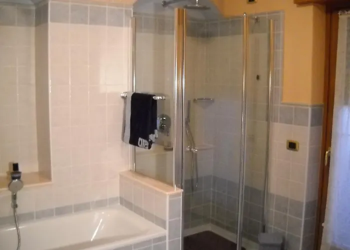 L'isola Delle Rose Frühstückspension