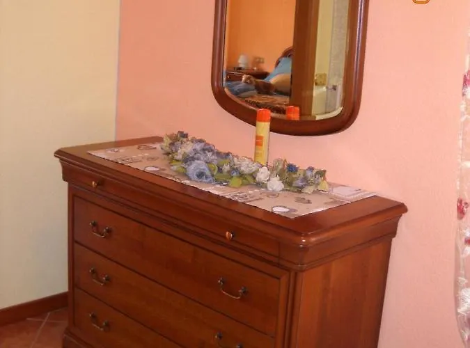 L'isola Delle Rose Frühstückspension Sovramonte